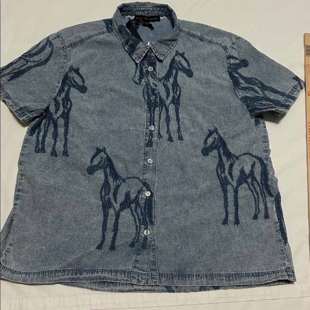 Jane+Delancey Blue Denim Shirt with Embroidered Horse Print Cotton M NWT